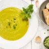 பட்டாணி மற்றும் ரோஸ்மேரி சூப் –  Split Pea and Rosemary Soup